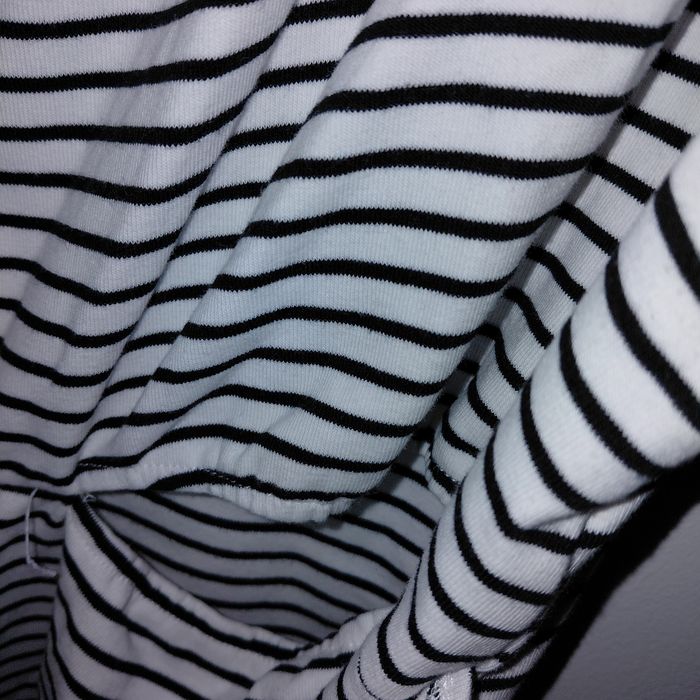 Kiabi- haut d'allaitement rayé sans manches taille L - photo numéro 5