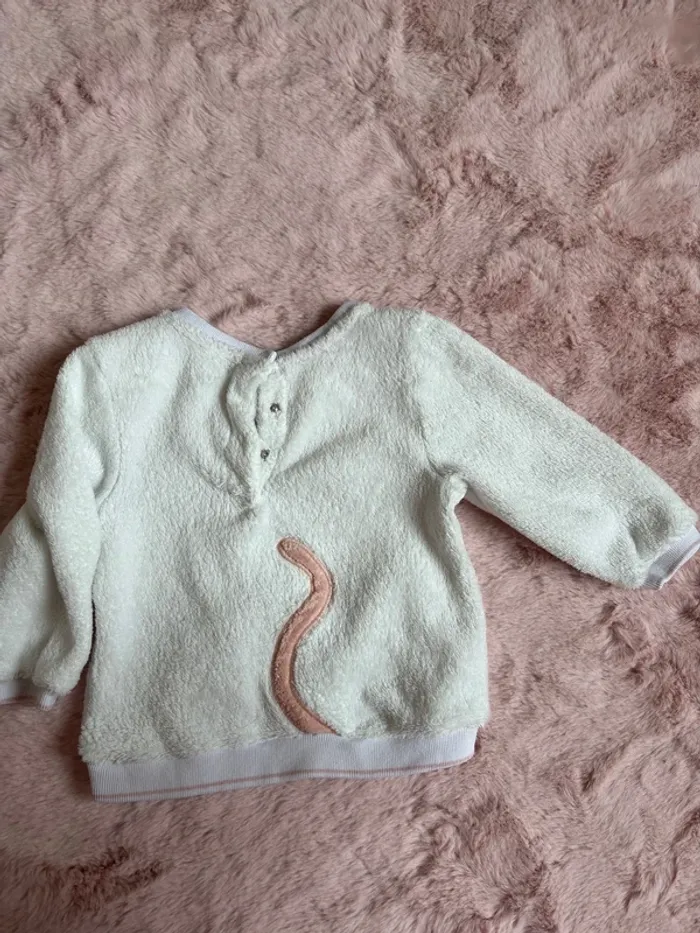 Pull chat - photo numéro 2