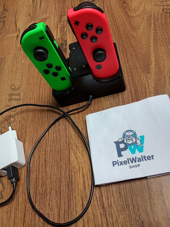 Console Nintendo Switch sans emballage d'origine - ACCESSOIRES COMPLETS + Étui + 2 Joy-Con supplémen - photo numéro 3