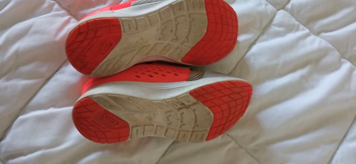 Chaussures orange taille 32 - photo numéro 2