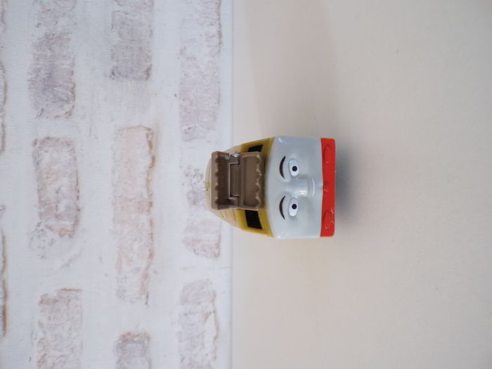 Train - Locomotive - Thomas et ses amis - Diesel 10 (J29) - photo numéro 5