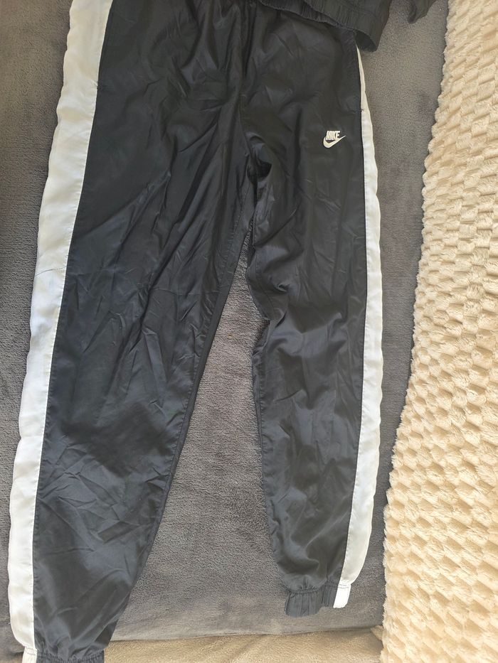 Ensemble jogging nike taille xs - photo numéro 2