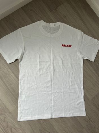 T-shirt tout neuf à vendre