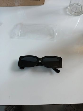 Lunette de soleil  noir