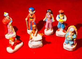 Lot 7 fèves Aladin et autres