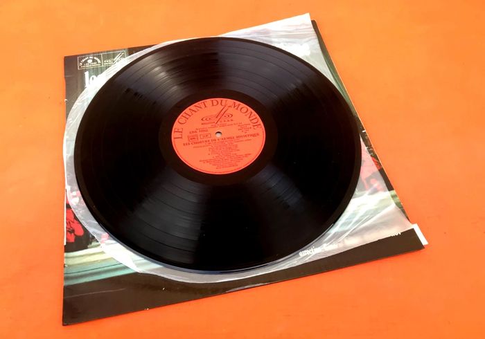 Vinyle 33 tours Les Choeurs de l' armée Soviétique au Palais des Sports de Paris (1974) - photo numéro 4