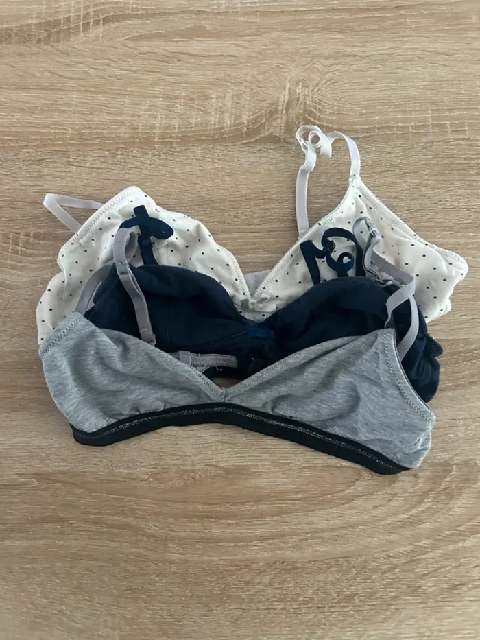 Lot de 3 soutiens gorge fille 85 B - photo numéro 3