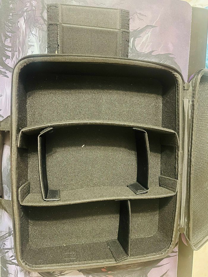 🎒 Valise de rangement pour cartes Pokémon / Lorcana – grande capacité (≈2500 cartes) – Très bon éta - photo numéro 2