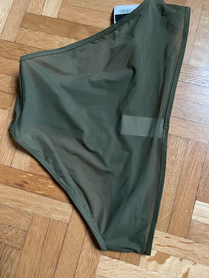 Culotte neuve - photo numéro 4