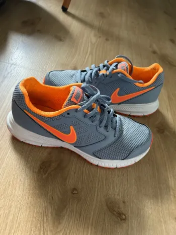 Baskets nike 38.5