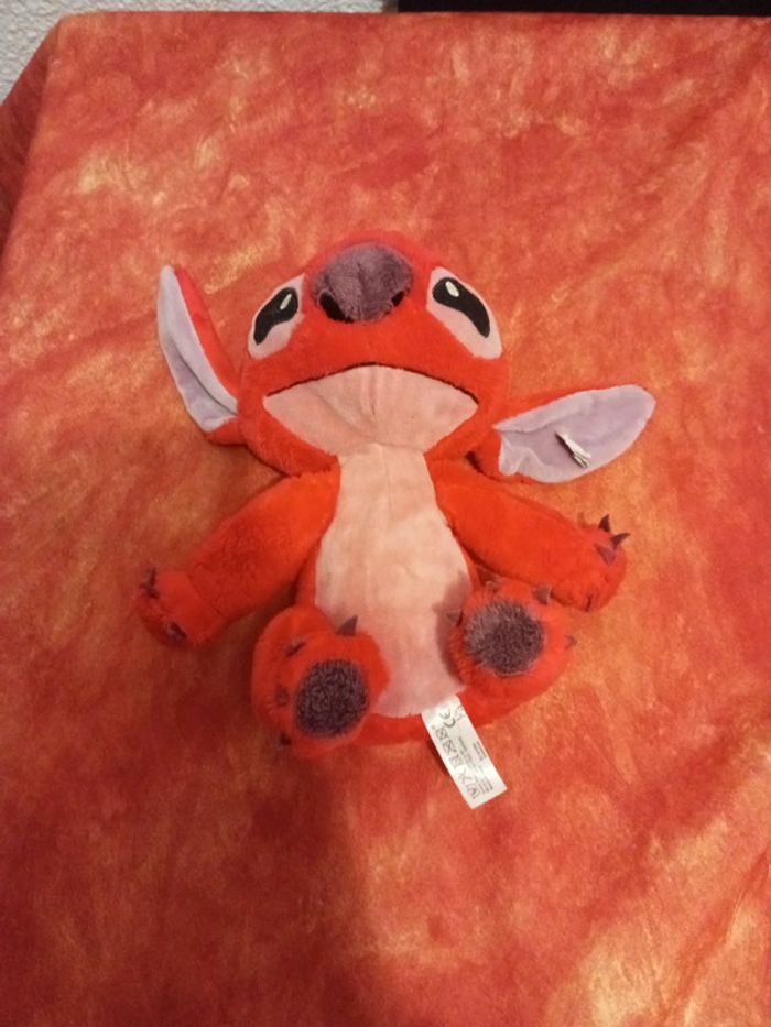 Stitch rouge de Disney - photo numéro 3