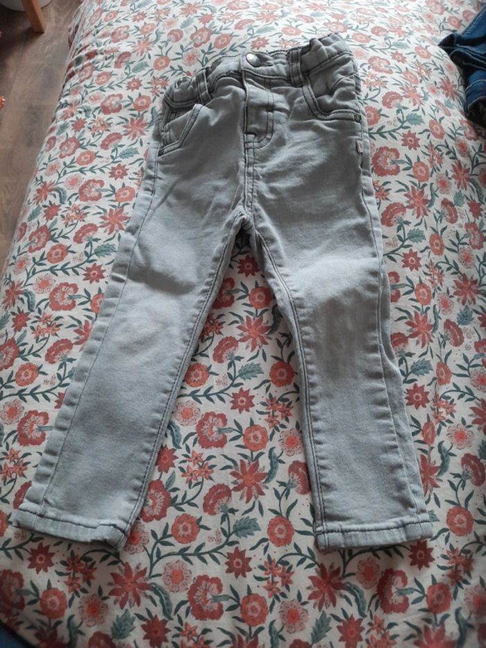Lot 3 pantalons - photo numéro 2