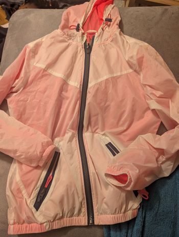 Coupe vent blanc transparent rose 