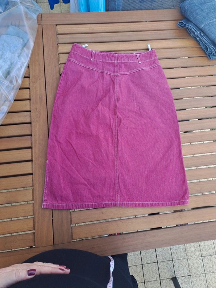 Jupe en jeans rouge/framboise taille 38 - photo numéro 2