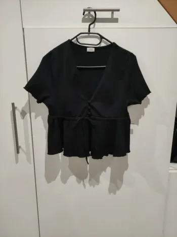 Top noir