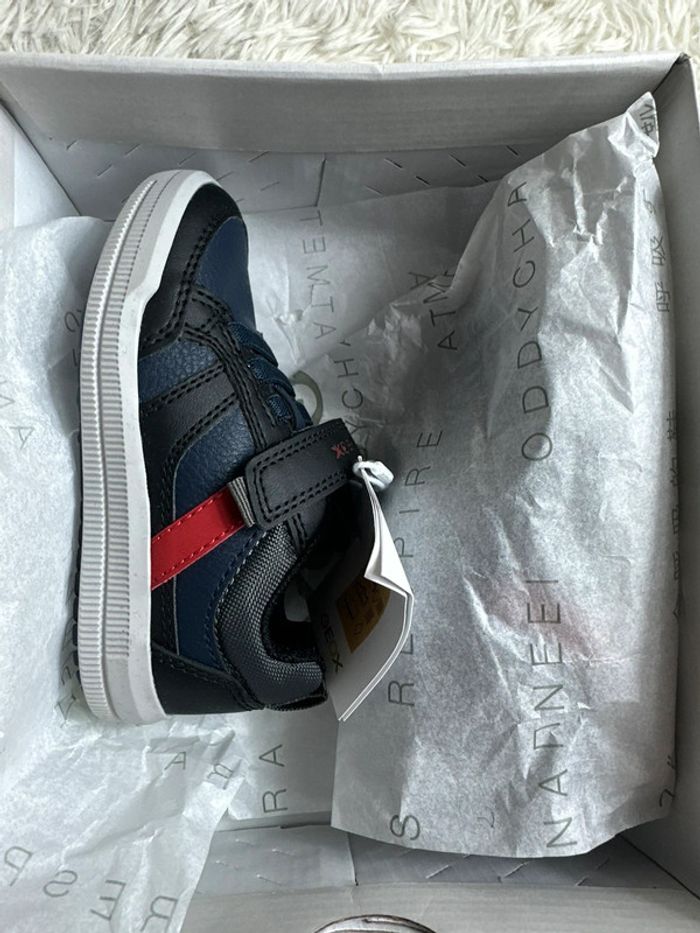 Paire de chaussures geox Azarch boy taille 24 - photo numéro 6