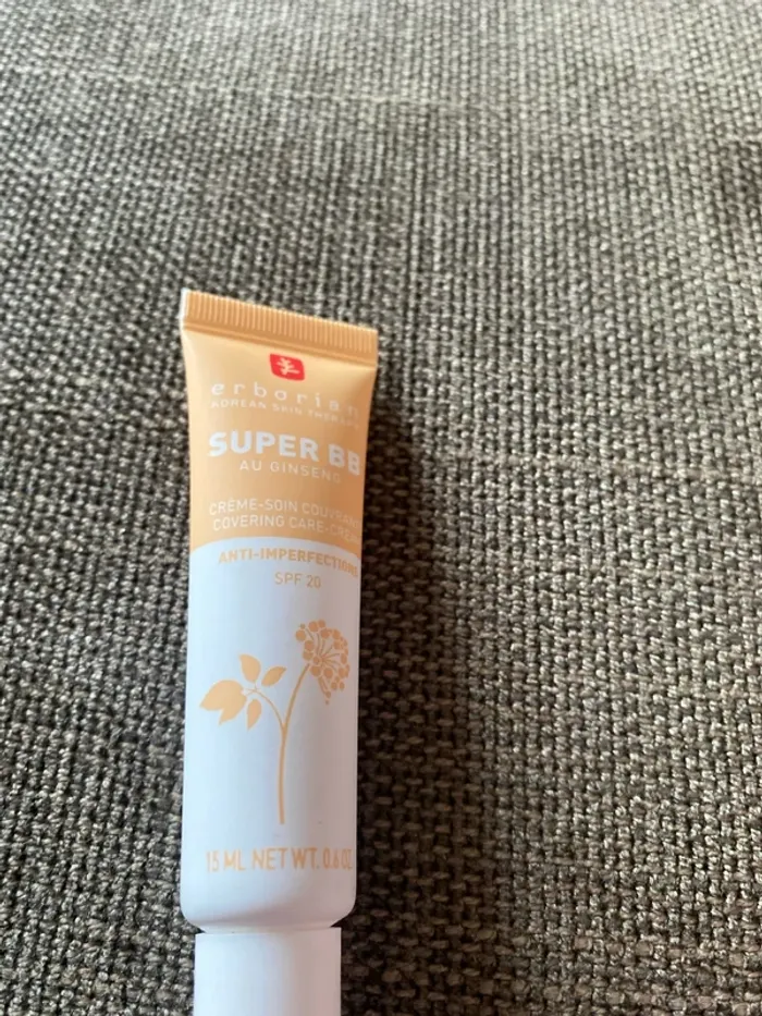 Crème soin couvrante anti imperfections spf 20 - photo numéro 16