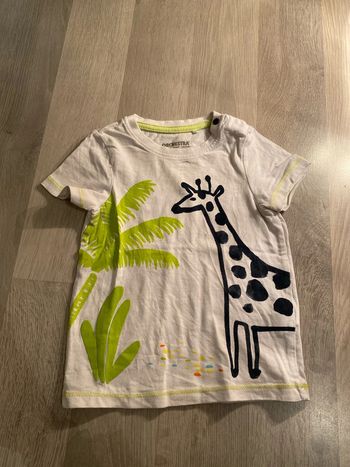 TEE shirt blanc 18 mois