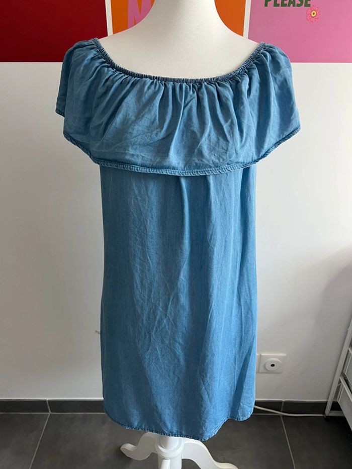 Robe Courte Bleu Clair Epaules Bardot Taille Unique