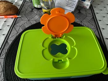 Boîte à lingettes bébé