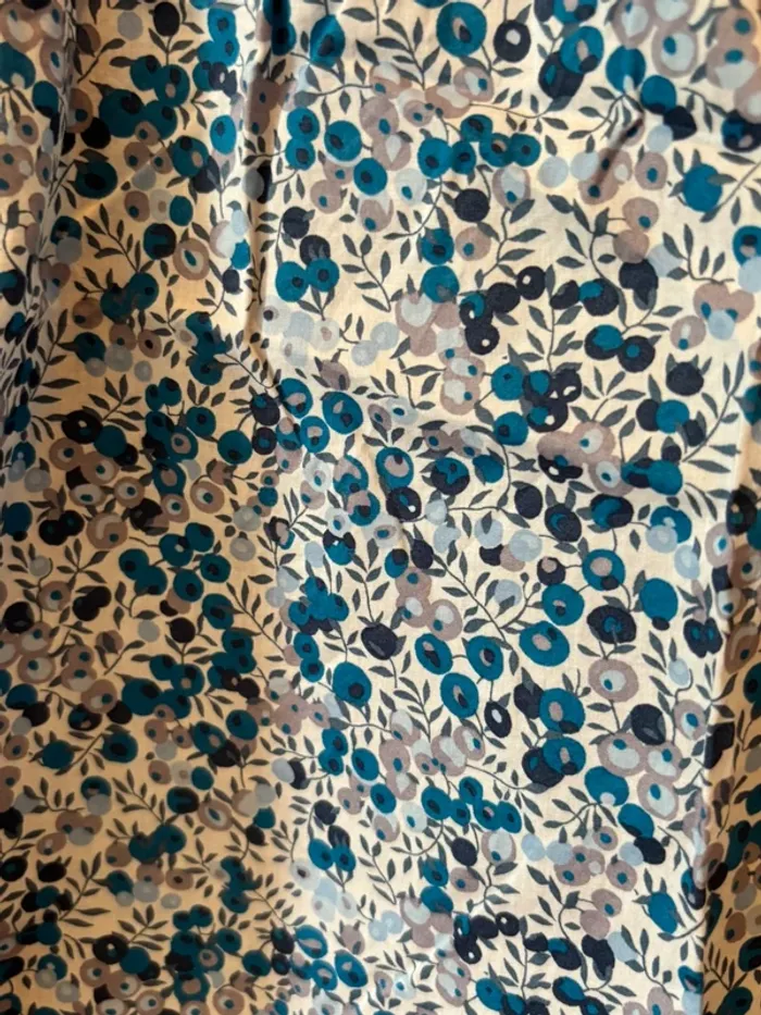 Blouse liberty Jacadi 8 ans parfait état - photo numéro 3