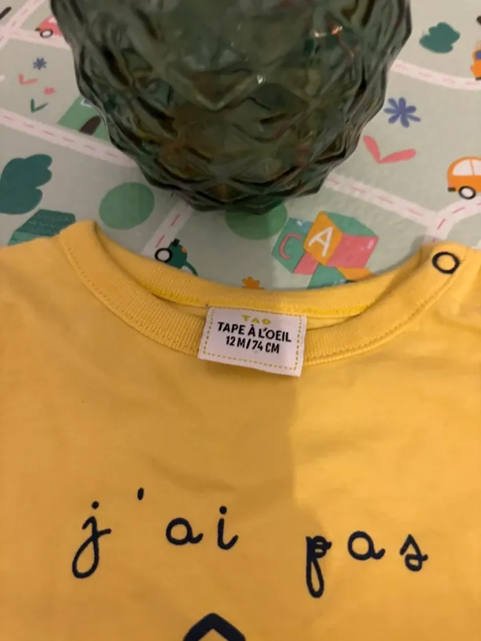 Ensemble t shirt tape à l’œil et pantalon Kiabi 12 mois - photo numéro 2