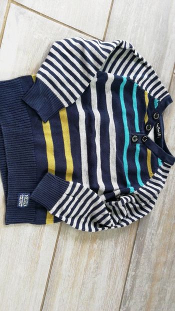Pull 4 ans marque influx très bon état