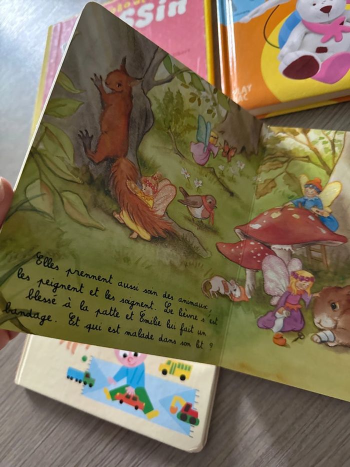Lot 4 livres pour enfant très bon état - photo numéro 12