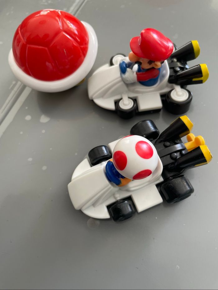 Lot de 3 Figurines Mario Kart avec voiture - photo numéro 4
