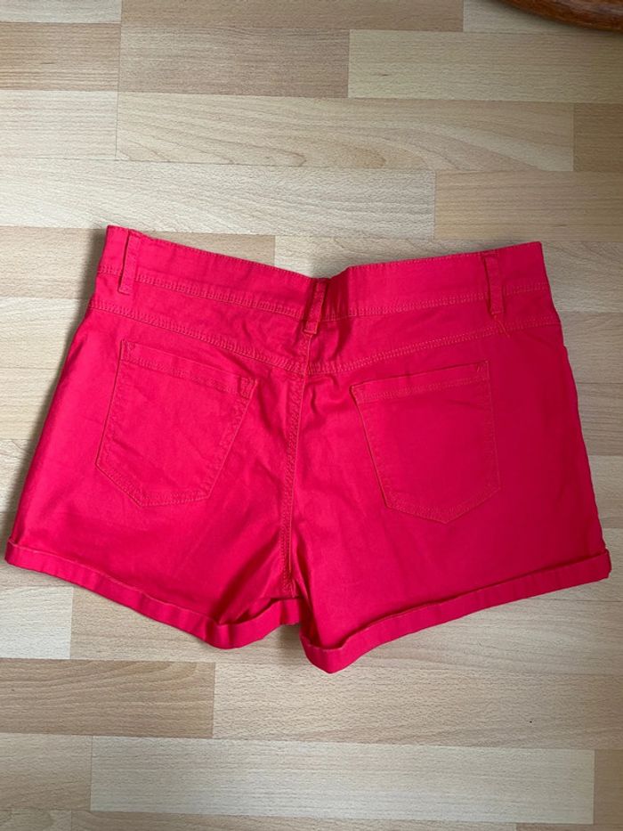 Short rose taille 38 - photo numéro 2