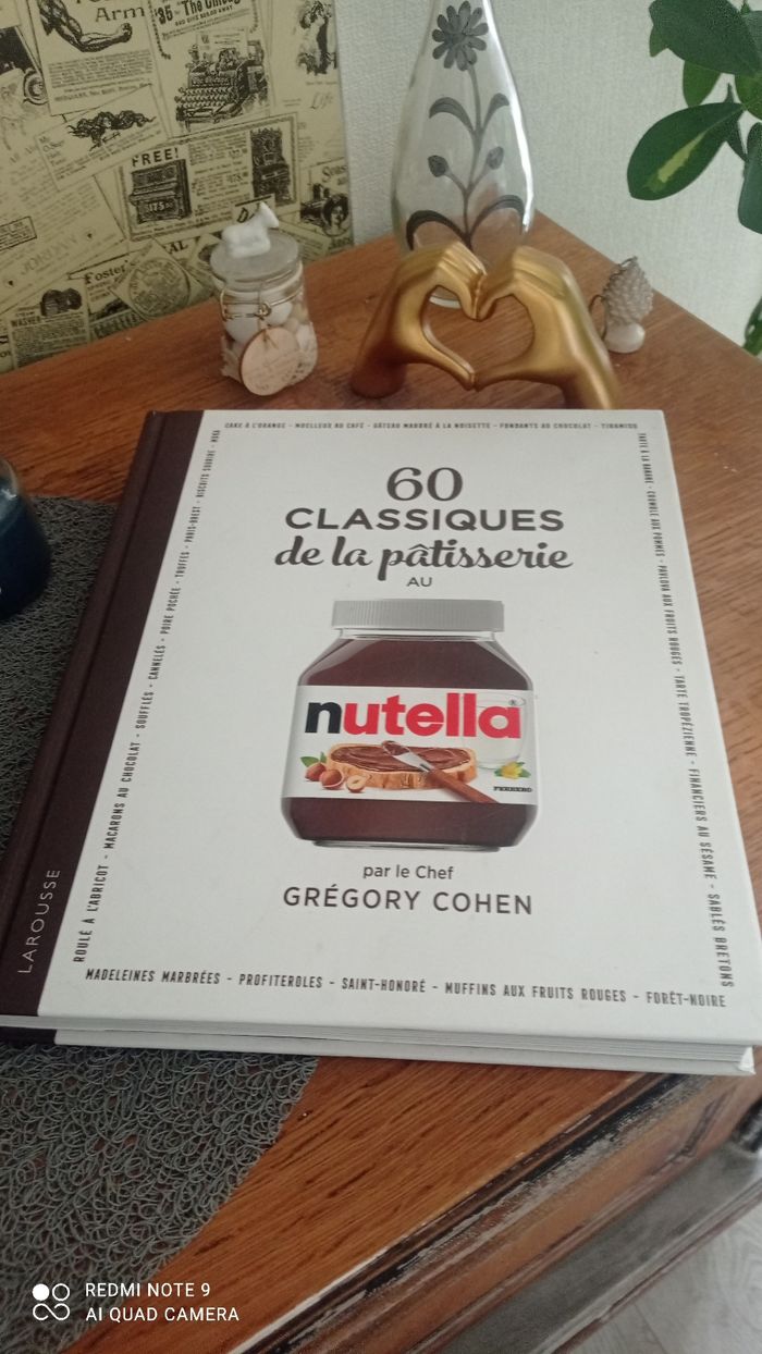 livre 60 classiques de la pâtisserie avec Nutella