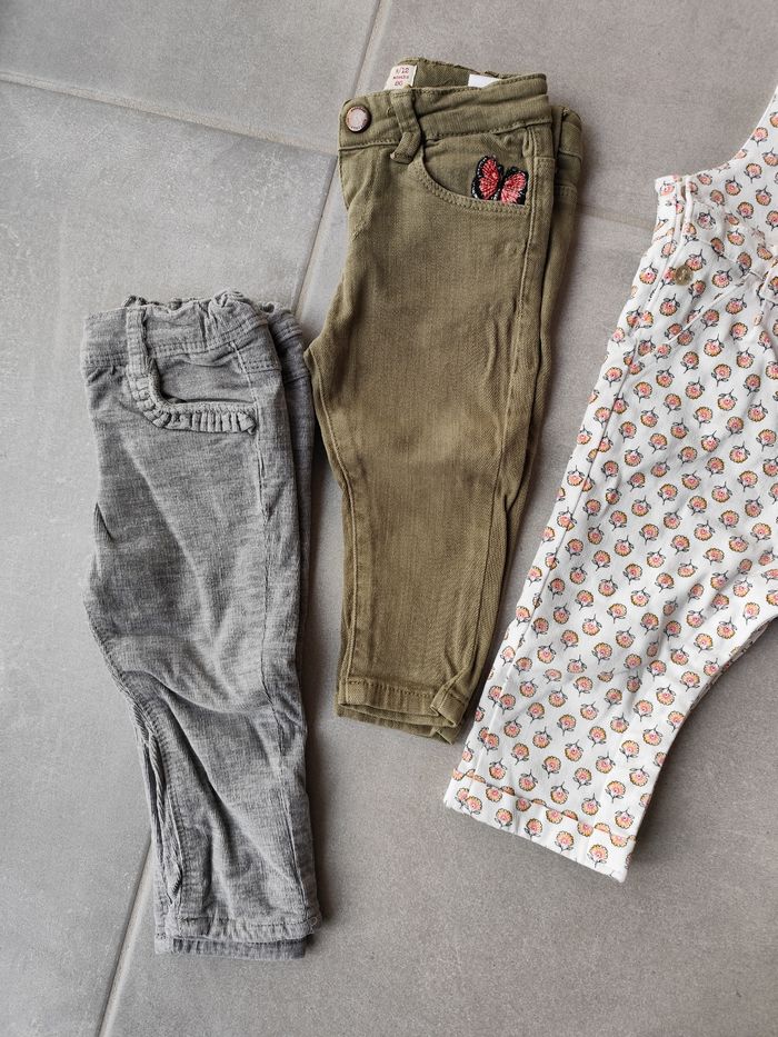 Lot pantalons 12 mois - photo numéro 2