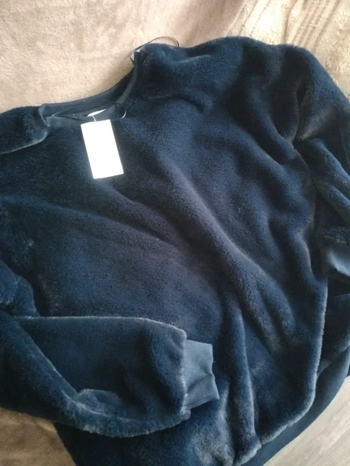 Pull très chaud bleu marine - photo numéro 6
