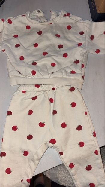 Ensemble deux pièces 9 mois