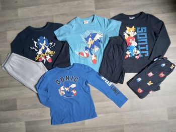 lot pyjama + 1 t-shirt sonic 10 ans