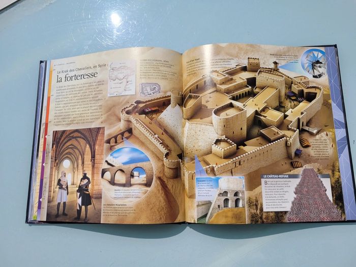 Livre Les Chevaliers 🛡 à la loupe, éditions Larousse (48) - photo numéro 9