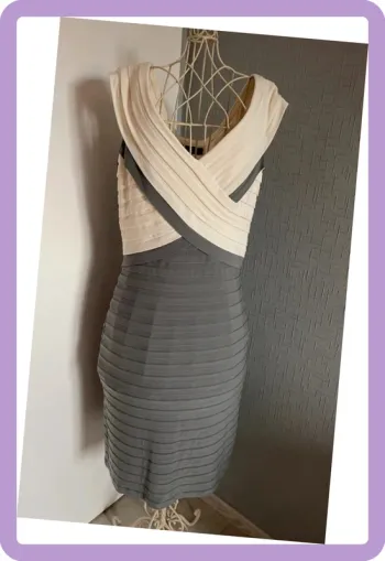 Robe occasions spéciales taille S