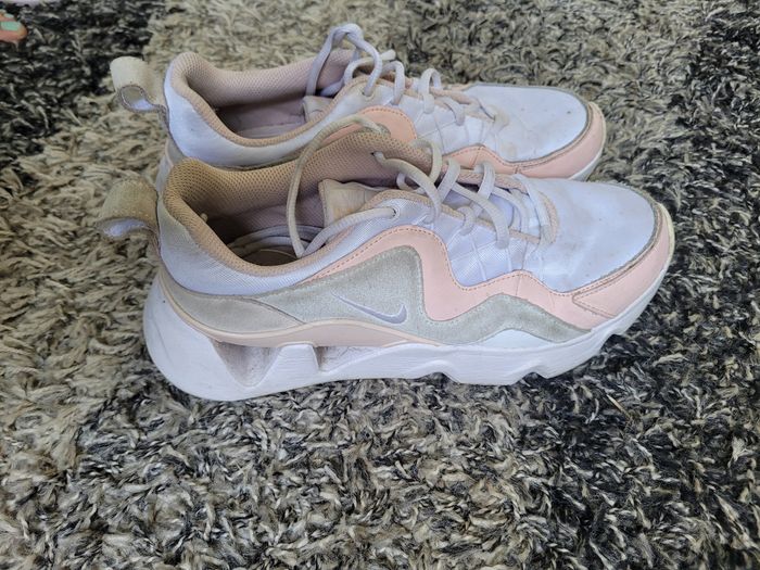 Chaussures Nike - photo numéro 2