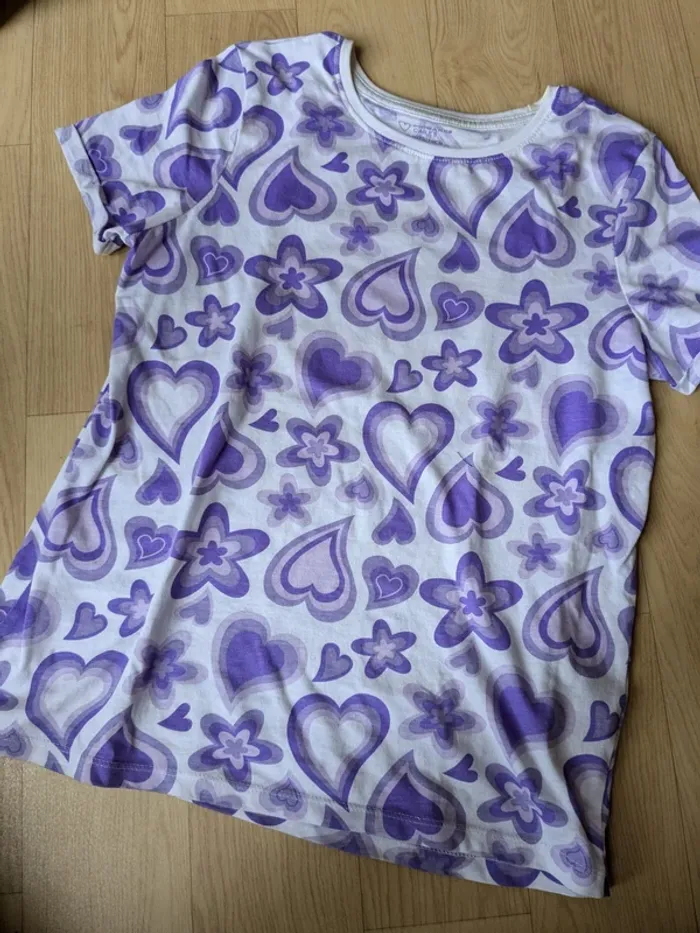 💜 T-shirt cœur fleuri Primark – 10/11 ans - photo numéro 2