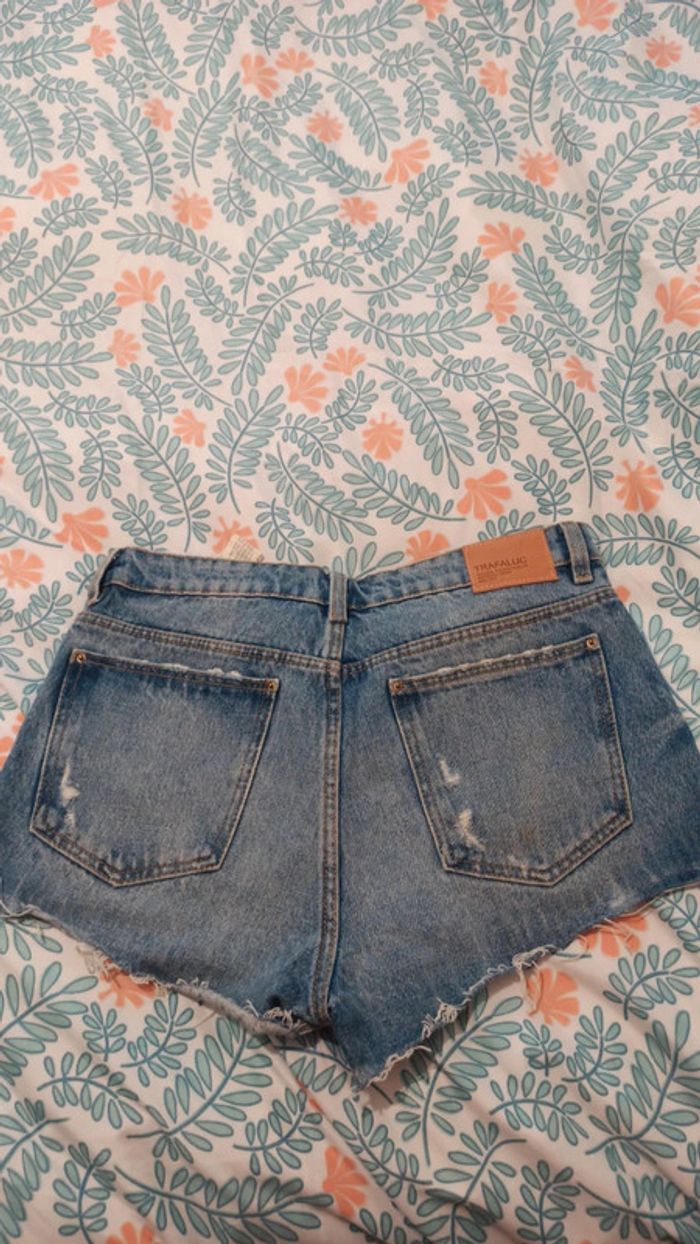 Short en jean femme taille 36 marque Zara - photo numéro 3