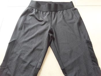 Corsaire sport noir femme 38/40 CRIVIT NEUF