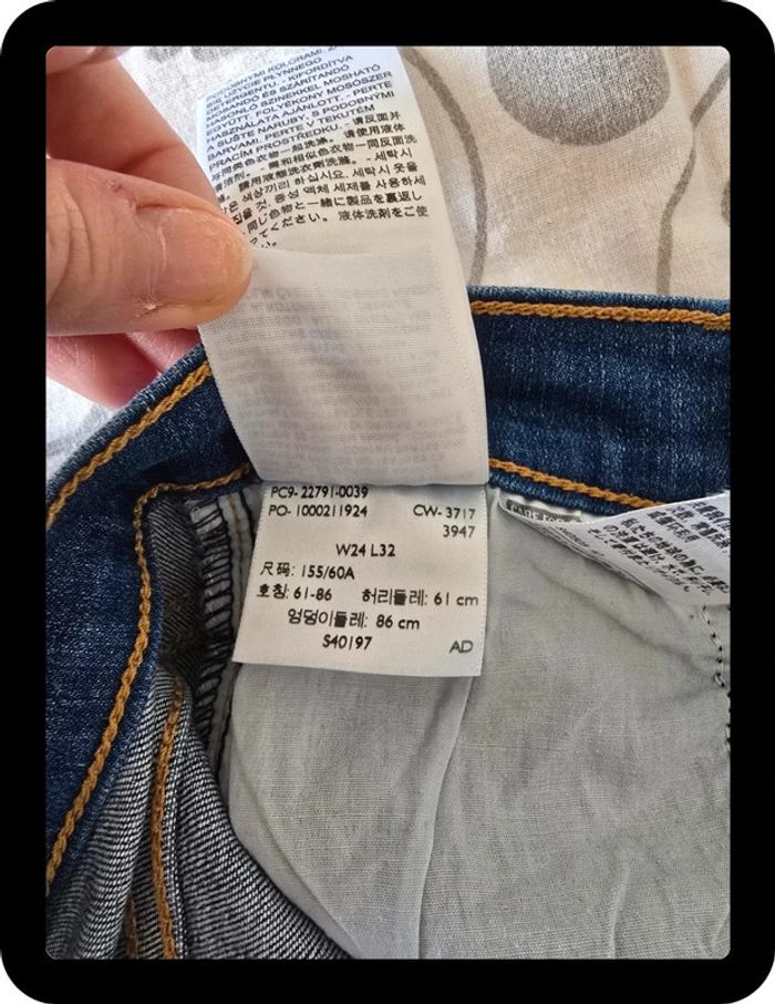 Jean Levi's taille 24 - photo numéro 13
