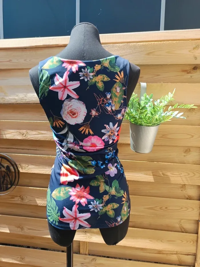 Débardeur taille XS Made in Italy - photo numéro 4