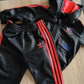Survêtement adidas