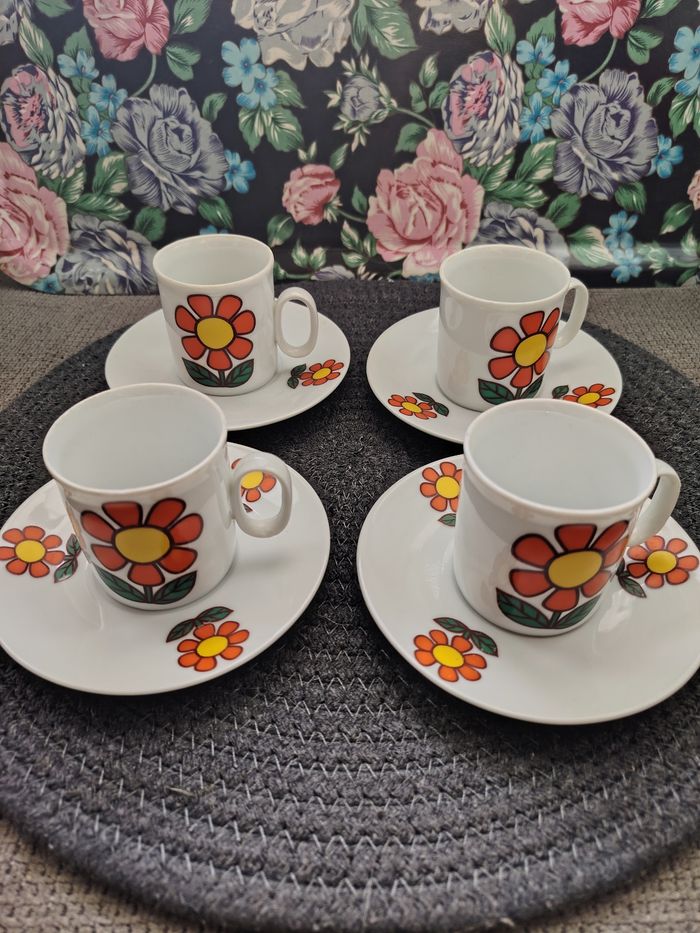 Ensemble de 4 tasses à café porcelaine italienne tuscia vintage
