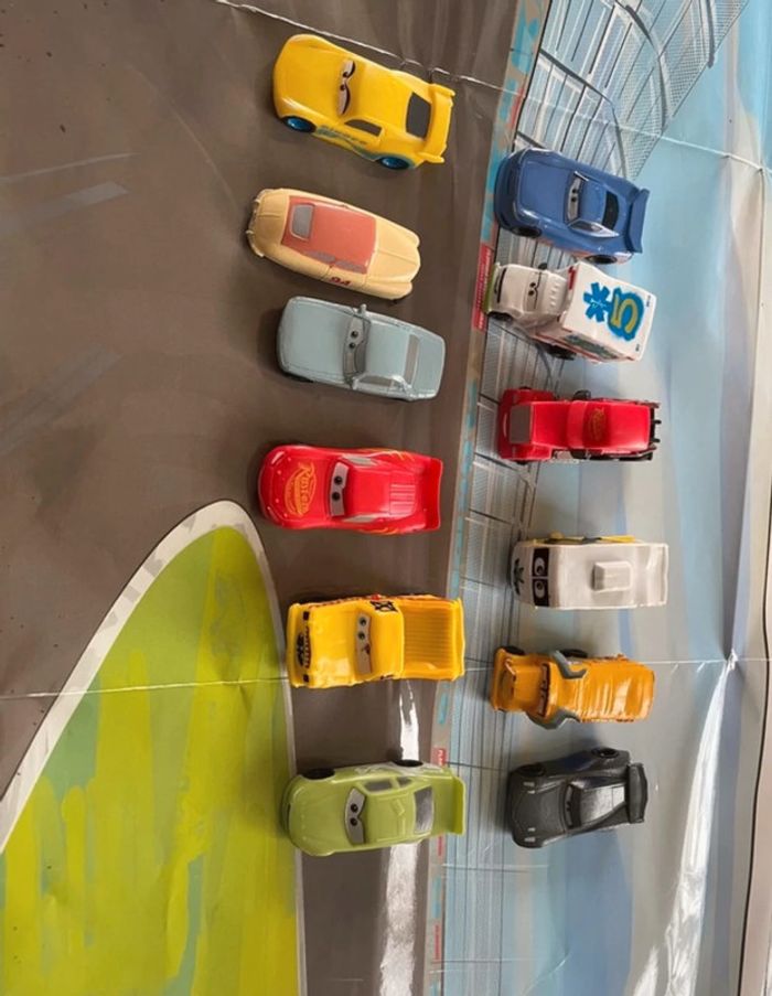 Lot jouet cars disney - photo numéro 17