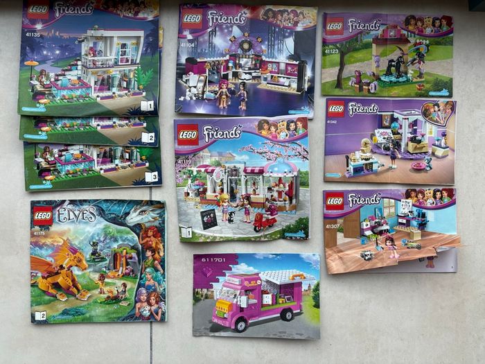Lot +1kg de LEGO Friends – pièces & personnages – vendu en vrac - photo numéro 2
