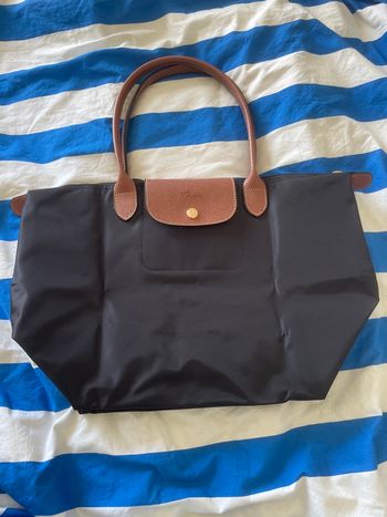 Sac Longchamp noir – modèle pliable avec anses cuir marron