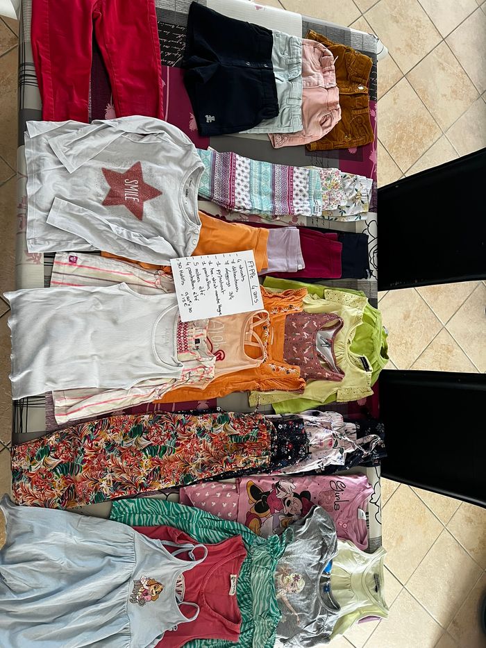 LOT DE VÊTEMENTS FILLE ÉTÉ 4 ANS