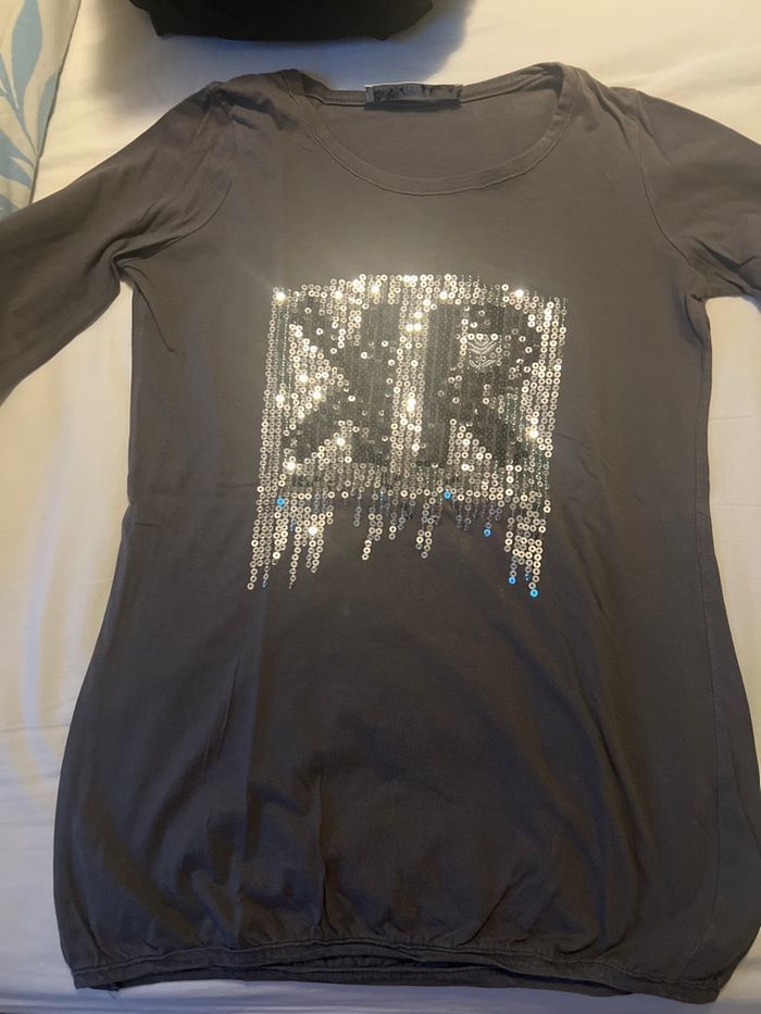 Haut paillette  gris